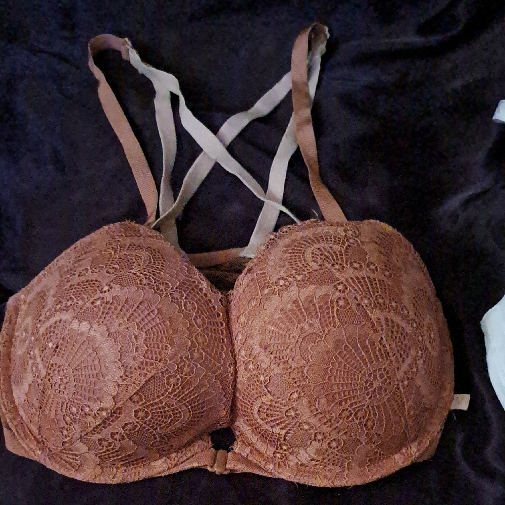 Victoria's Secret Brown Lace Bra with Crisscross Straps